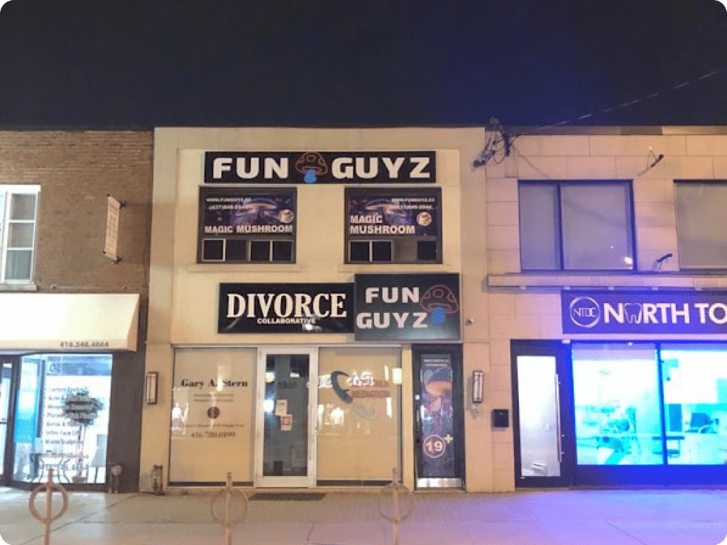 funguyz-north-york-1938-avenue-rd-4 (1) Funguyz North York, store at 1938 Avenue Rd, photo of the building at night with Funguyz signs visible